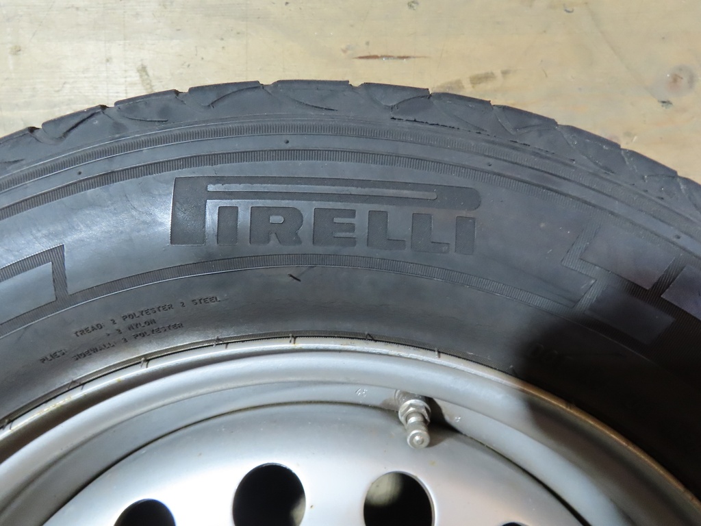 Radsatz Pireli 205/65R15C