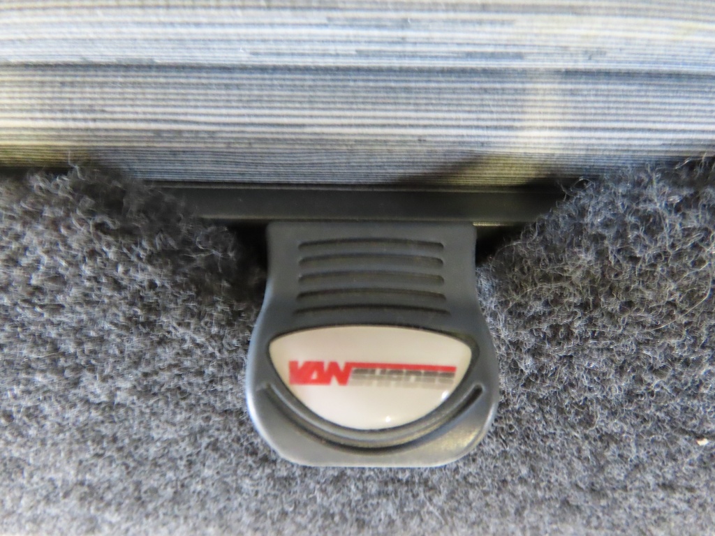 Vanshades Thermo-Rollo bei der Schiebetür VW T5/T6/T6.1