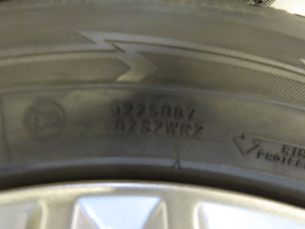 Radsatz MB Vito/Viano (3x Goodyear UltraGrip Performance 2 + 1x Continental WinterContact TS 850P)