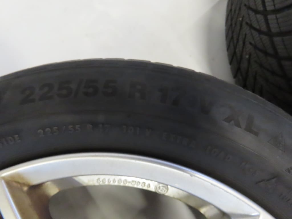 Radsatz MB Vito/Viano (3x Goodyear UltraGrip Performance 2 + 1x Continental WinterContact TS 850P)