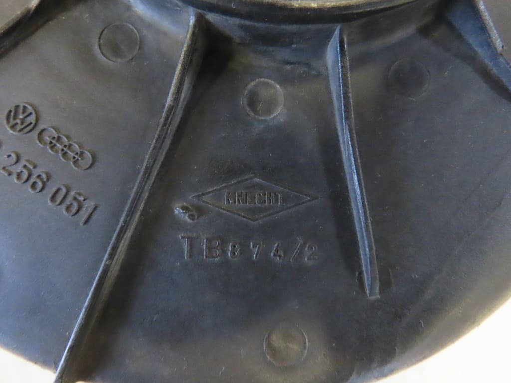 Originale BOSCH Lichtmaschine mit integriertem Luftgebläse für den VW T3 mit luftgekühltem Motor-Occasion