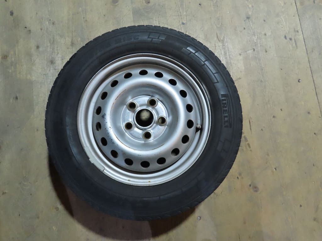 Radsatz Pirelli 205/65R15C-Occasion