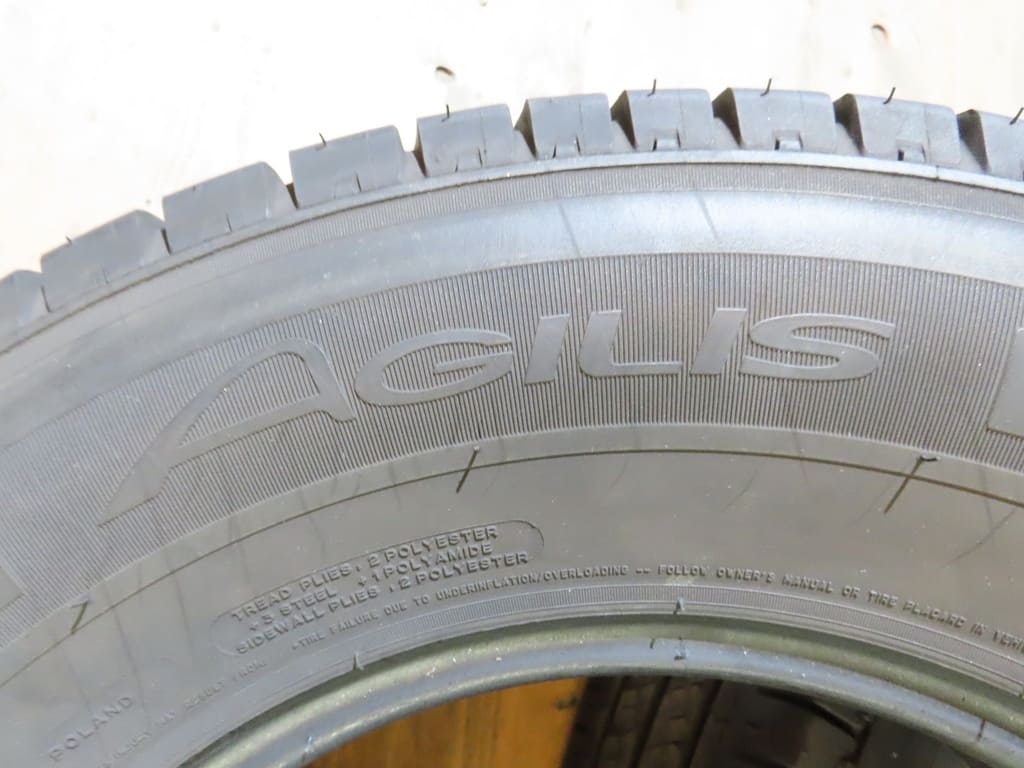 Reifensatz Michelin Agilis (Sommer)-Occasion