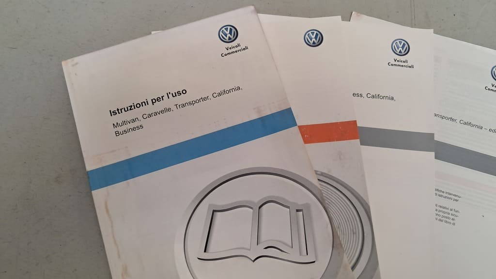 komplettes Handbuch-Set auf Italienisch für VW T5/T6