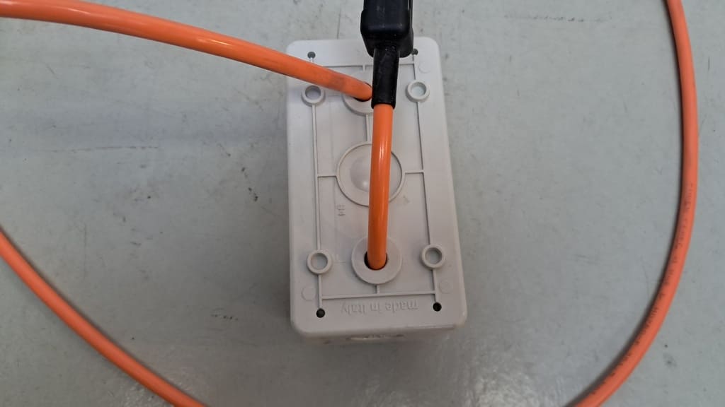 elektrische Anschlussbox mit Sicherung