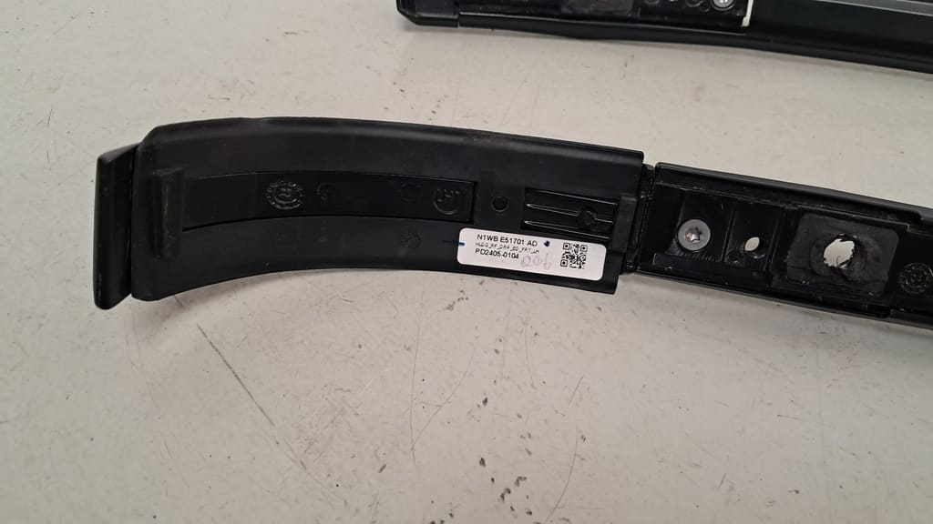 2 Dachträger VW Amarok 2023 (N1WBE51700AD)