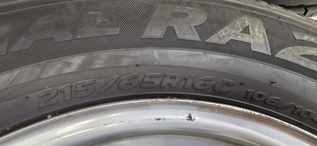 Radsatz Hankook Radial RA28E 215/65 R16C für VW T5/T6/T6.1