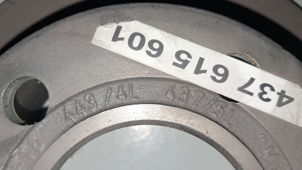 2 originale Bremsscheiben (437615601)