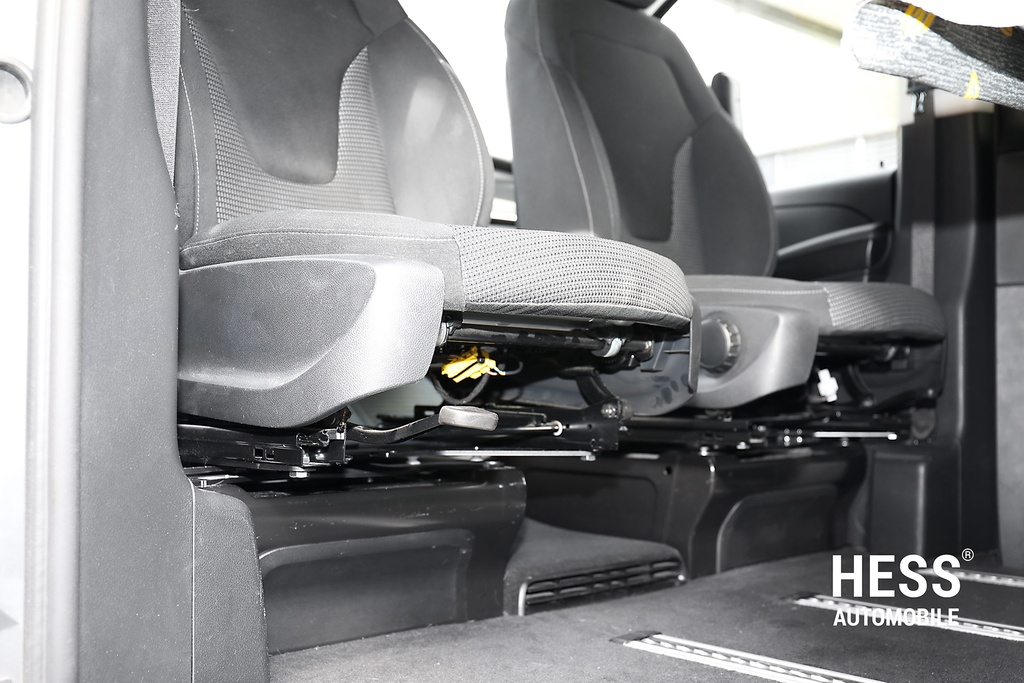 Scopema Drehkonsole für Mercedes Vito/Viano ab 2015 und Sprinter 907 (Fahrerseite)