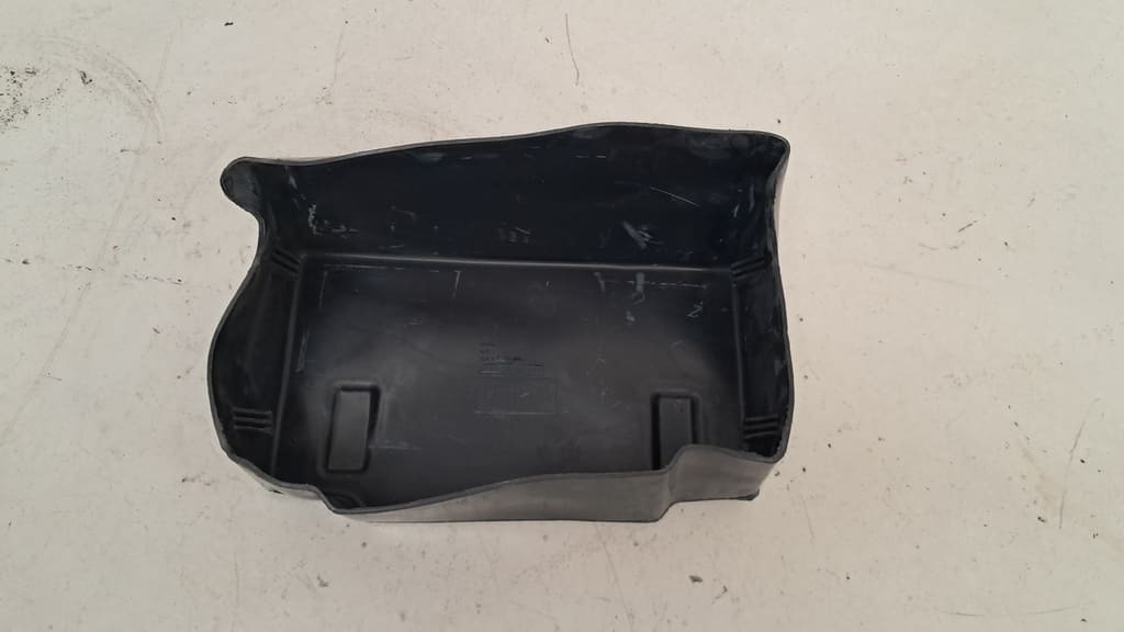 Batterieabdeckung (7E0 915 100) für VW T5/T6