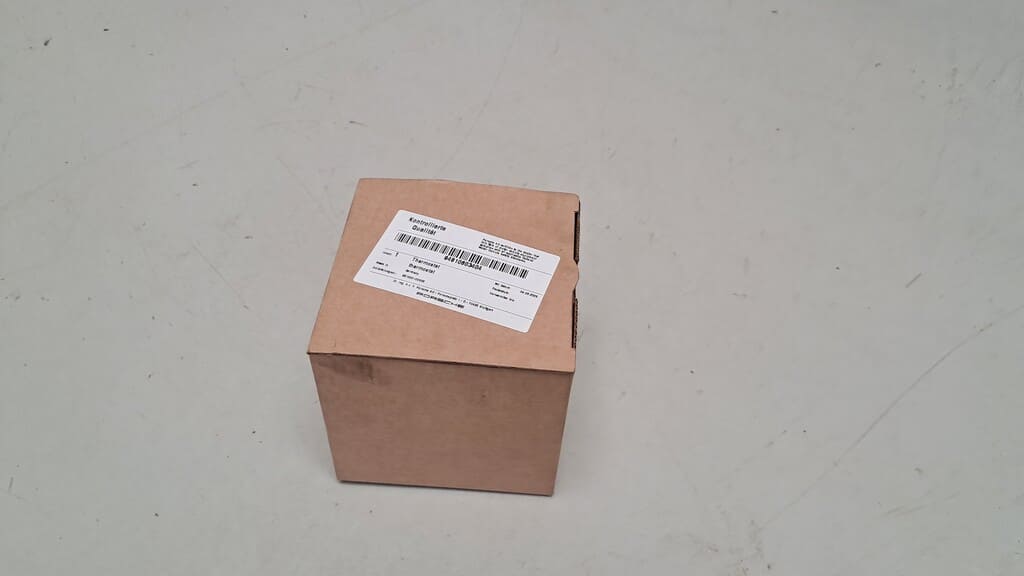 Original Kühlmittel-Thermostat (P94810603404) für Porsche Macan