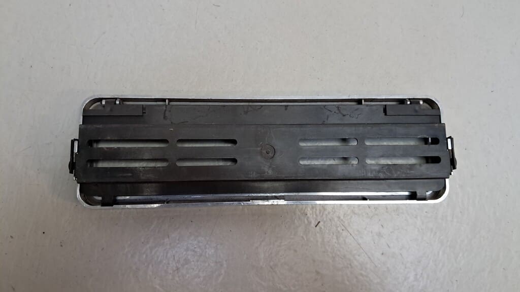 Kennzeichenhalter Swissklick in Chrom