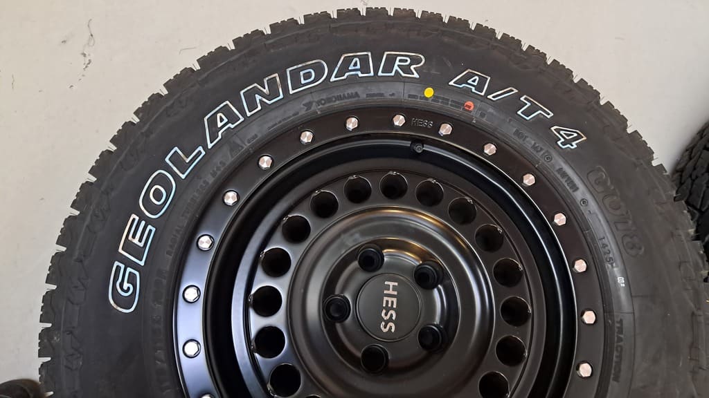 Radsatz Yokohama Geolandar A/T4 245/70 17 Zoll für VW Crafter 2 &amp; MAN TGE