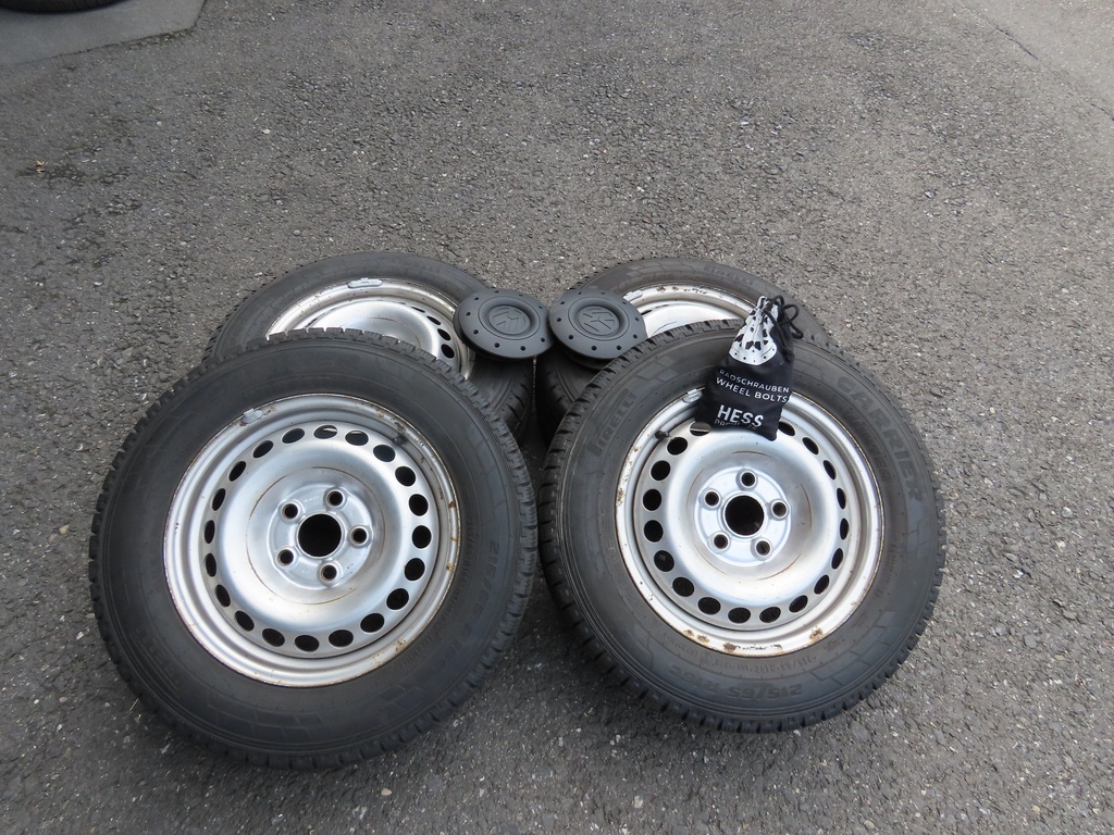 Radsatz Pirelli Carrier Winter (VW) inkl. Raddeckel – Occasion