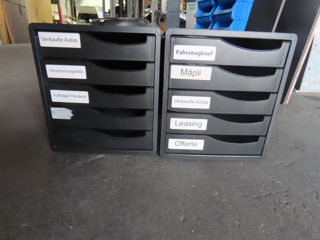 2 Büro-Schubladenboxen schwarz