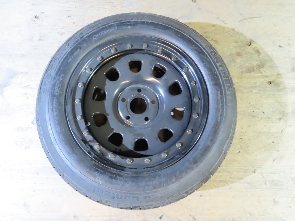 Rad Continental 4x4 Contact 255/55 R17 Sommerreifen für VW Amarok 17-Occasion