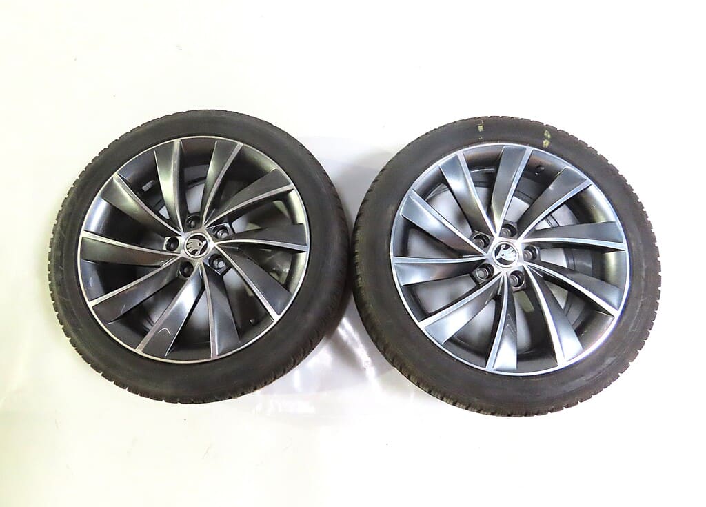 Radsatz Hankook Winter i*cept evo3 mit Skodafelgen-Occasion