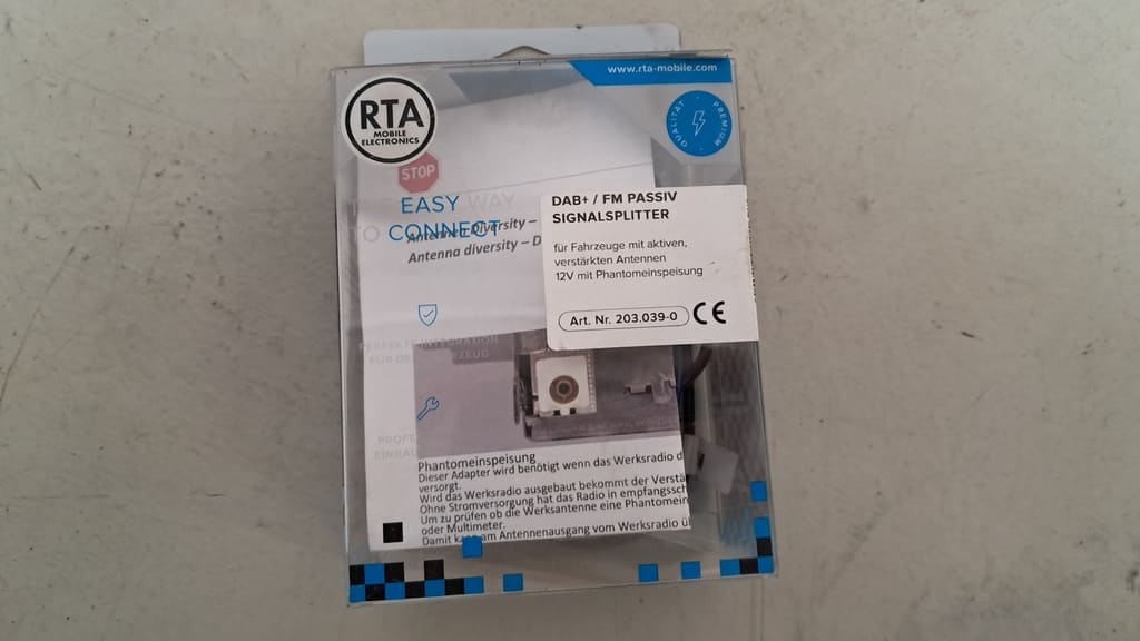 DAB+ / FM passiver Signalsplitter (203.039-0)-Occasion